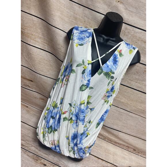 Pleione Womens Tank Top Size Medium Sleeveless Blue Floral New NWT Shirt Casual - Picture 10 of 10